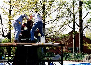 Image description is not available for 2000.125